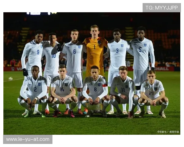 阿德耶米展现惊人足球天赋，未来之星闪耀绿茵场